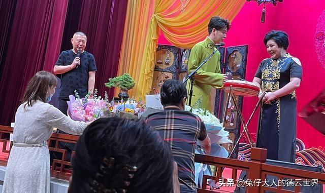 德云社新星張云雷，相聲舞臺的璀璨光芒