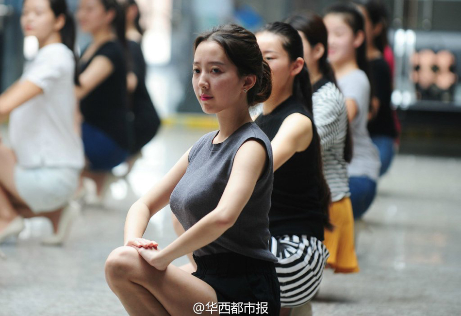 澳門天天開彩正版免費(fèi)大全,素材動態(tài)方案解答_單獨(dú)版IGP120.13