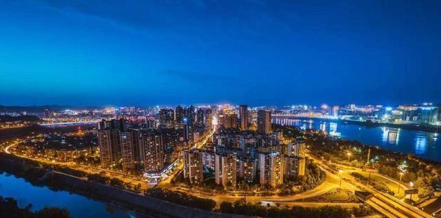 科技巨獻(xiàn)重塑未來(lái)，全新高達(dá)超凡之旅