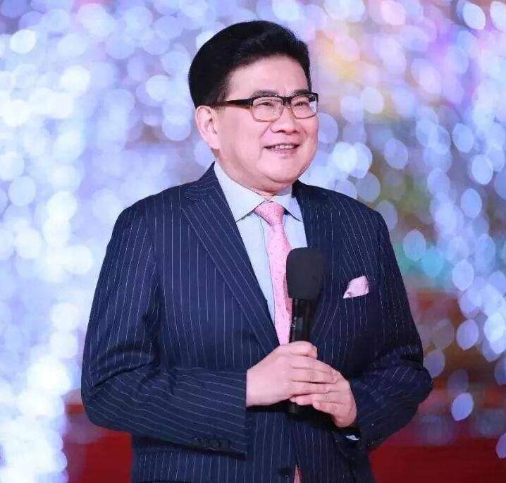 曹可凡最新動(dòng)態(tài)更新??