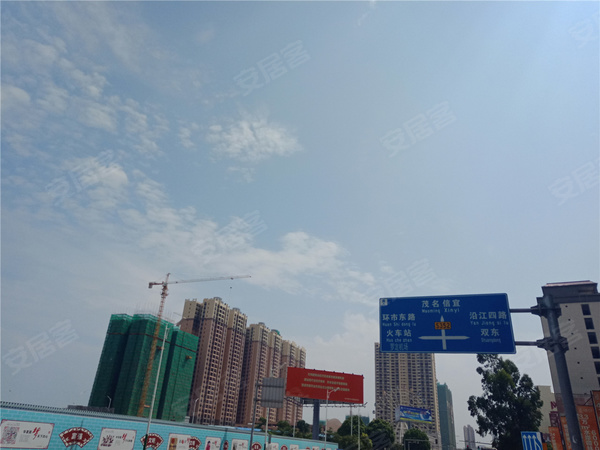 羅定萬(wàn)匯廣場(chǎng)最新房?jī)r(jià)，時(shí)代印記與市場(chǎng)的脈動(dòng)