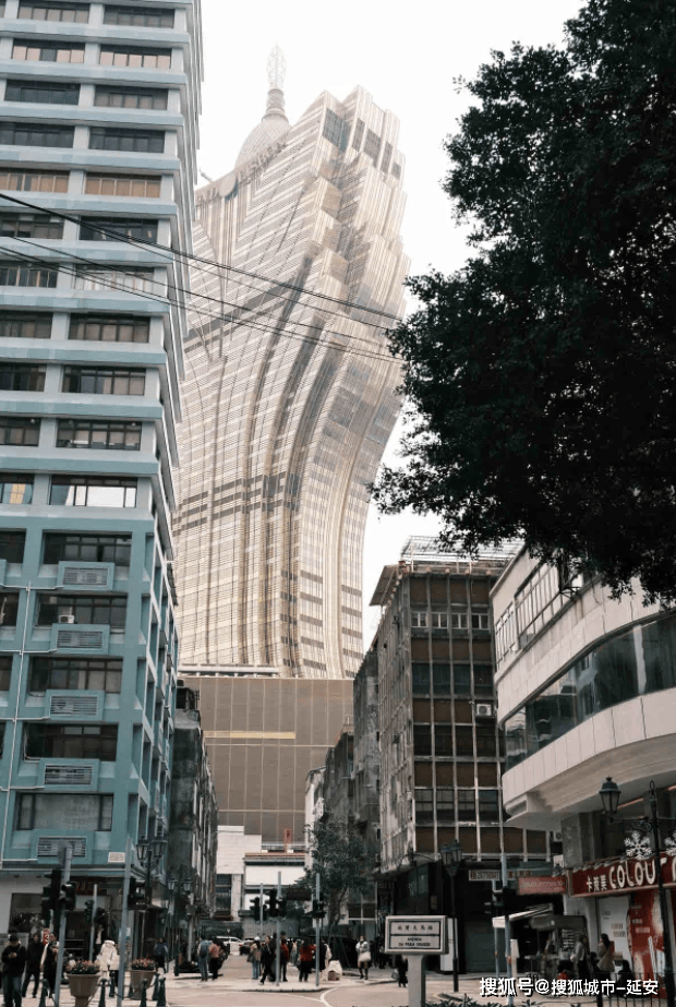 2024澳門詳盡免費(fèi)攻略：圖庫(kù)及動(dòng)態(tài)解讀_EFM468.74探索版