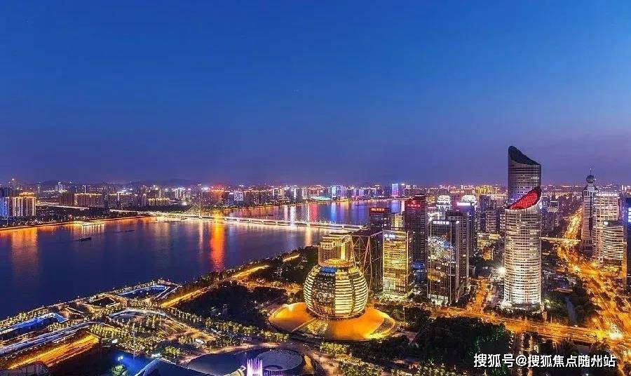 “澳新精選數(shù)據(jù)免費共享平臺：動漫版VGL192.73最新解析定義”