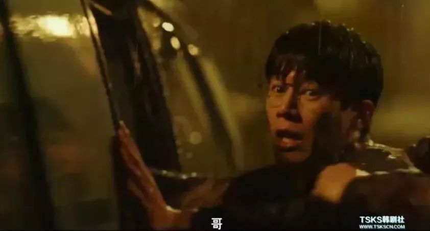 韓國最新r級限制片探索之旅，自然美景與內(nèi)心的寧靜與平和（慎入）