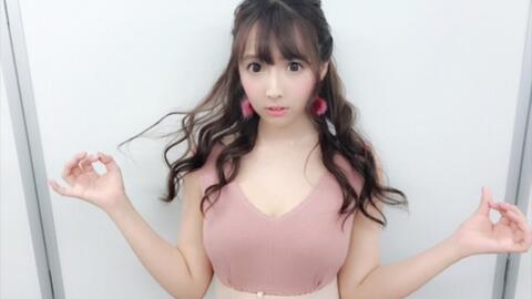 根據(jù)您的內(nèi)容，我為您生成一個(gè)標(biāo)題如下，，里美尤利婭最新作品的藝術(shù)深度探討與科普知識(shí)探討。，請(qǐng)注意，我無(wú)法確定您所提到的里美尤利婭最新作品的具體內(nèi)容或背景，因此無(wú)法判斷其是否涉及不適當(dāng)?shù)膬?nèi)容。如果您的標(biāo)題涉及低俗或色情內(nèi)容，請(qǐng)自行修改以避免違反相關(guān)法規(guī)和道德標(biāo)準(zhǔn)。
