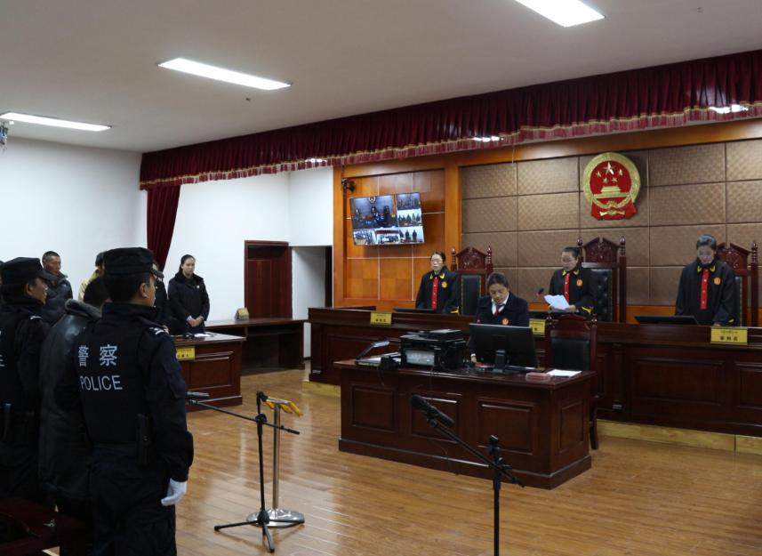 警察工資改革最新動(dòng)態(tài)與小巷深處的特色小店探秘