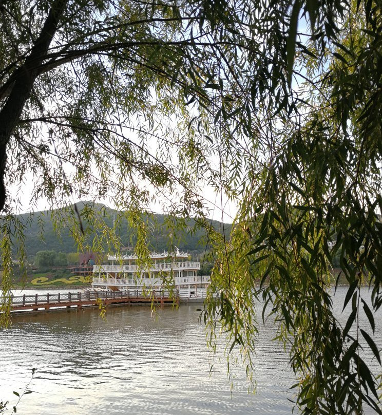 西山湖最新風(fēng)光，自然與人文的絕美交融