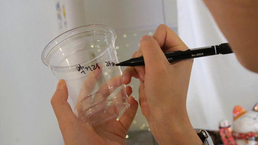 韓國古裝片探秘與小巷深處的特色小店故事