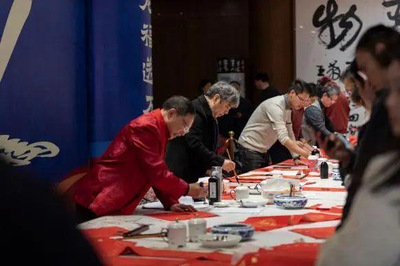 2024新澳門天天開好彩,2020最佳對(duì)聯(lián)精選_86.67.58黃軒