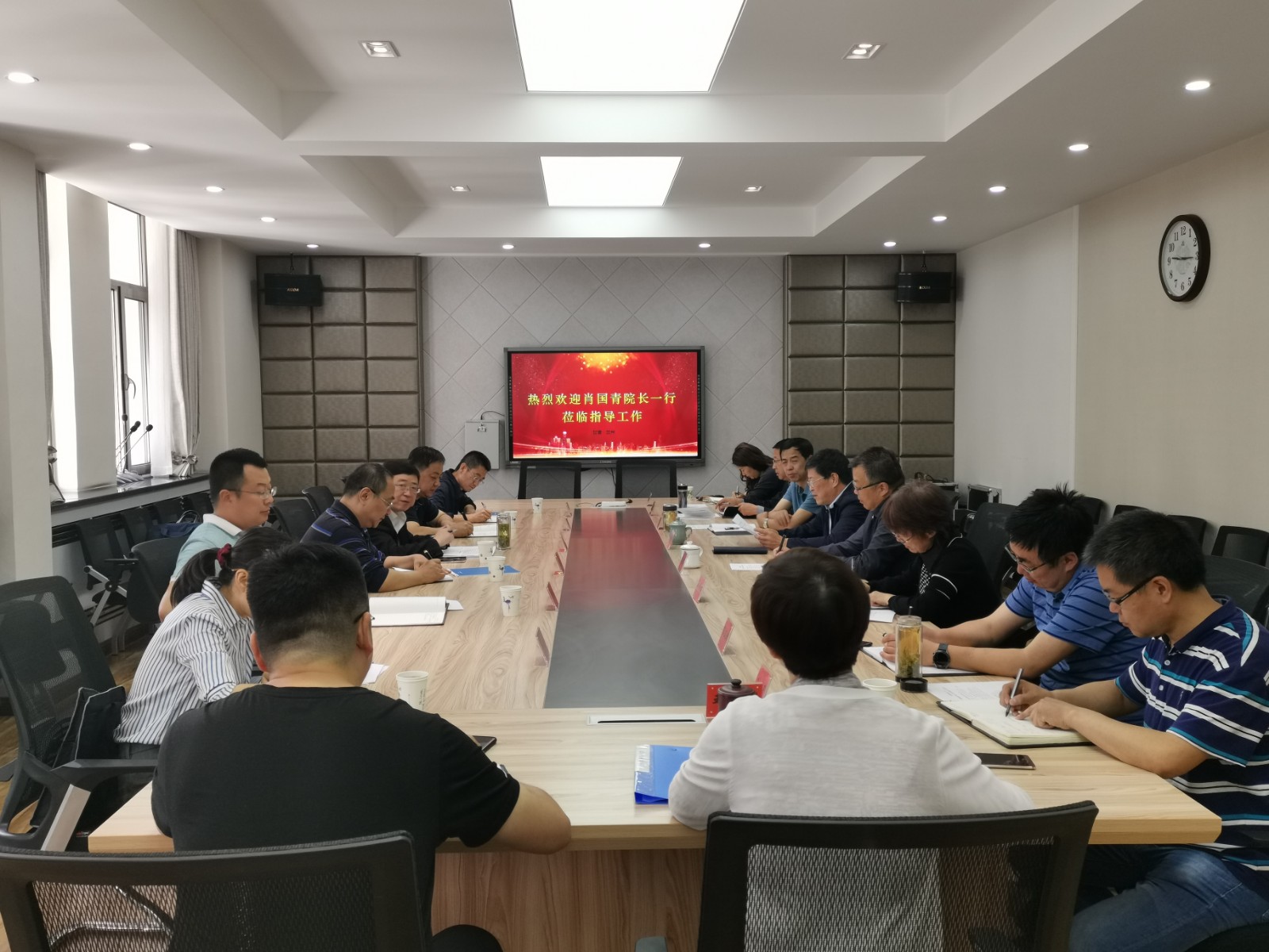 管家婆一碼一肖精準(zhǔn)解析，現(xiàn)場調(diào)研輔導(dǎo)支持_UXQ68.934桌面版