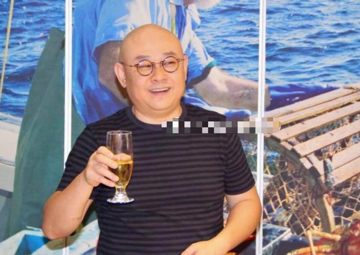 劉德華最新消息與小巷深處的獨(dú)特風(fēng)味之旅