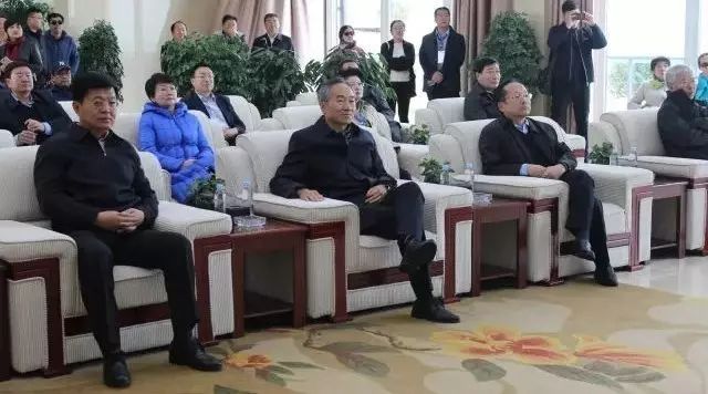 李世鎔最新動(dòng)向揭秘，引領(lǐng)科技重塑未來生活體驗(yàn)的新篇章
