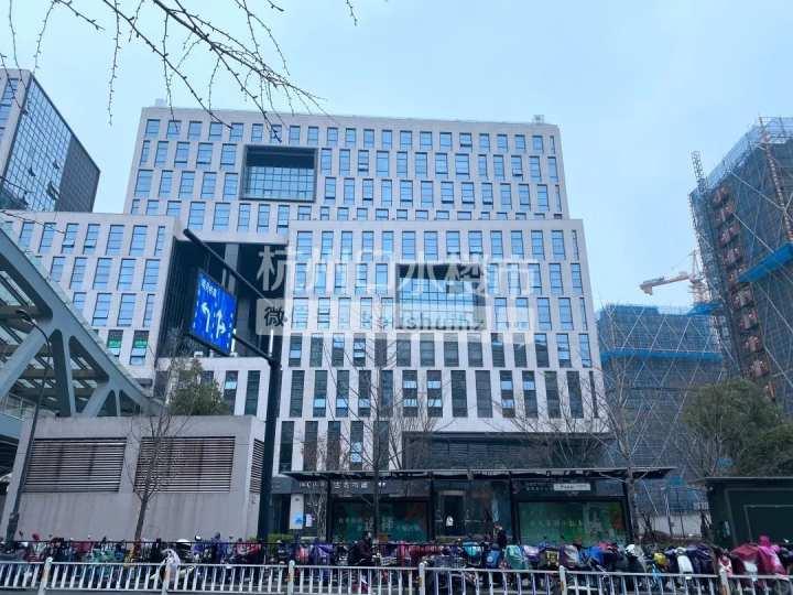 昆山港龍城最新動(dòng)態(tài)及相關(guān)論述揭秘