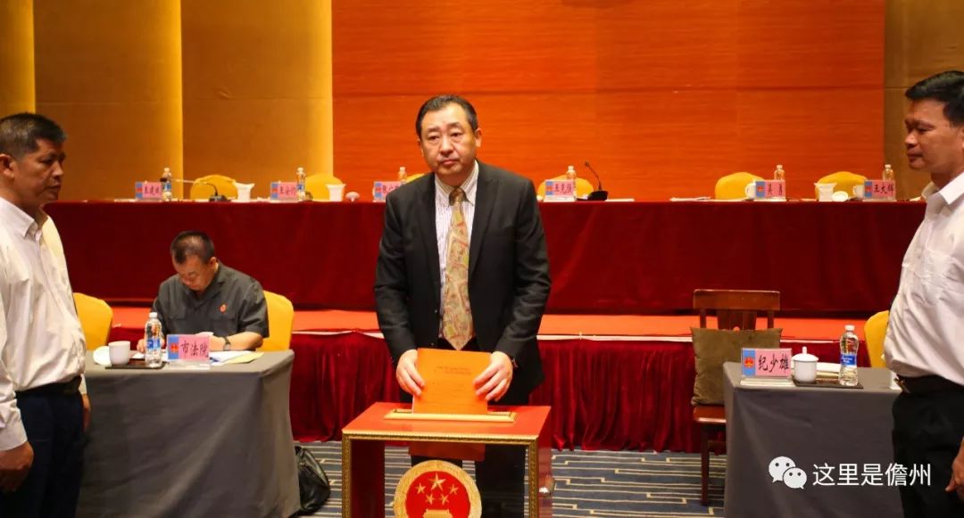 黔江最新人事任免羅凌,黔江最新人事任免羅凌，黔江區(qū)領導層的新篇章