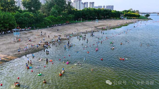 小巷隱秘特色浴場轉(zhuǎn)讓，最新浴場轉(zhuǎn)讓信息揭秘！