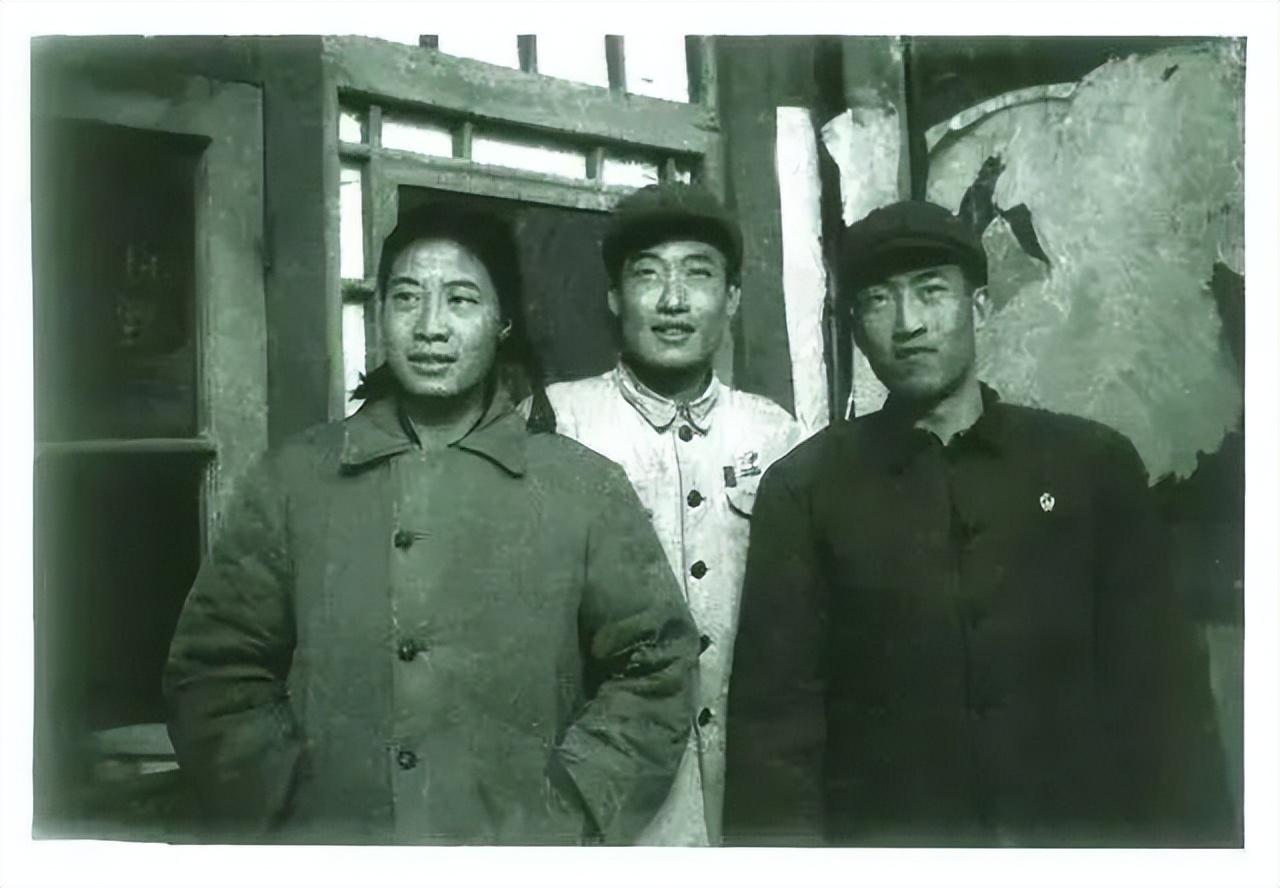 劉家三姐弟最新動態(tài)揭秘，小巷中的神秘寶藏探秘