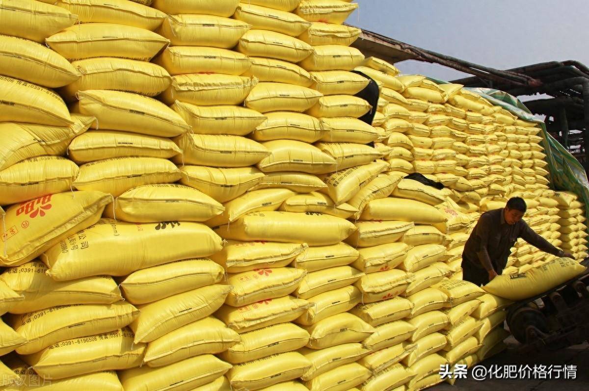 2024劉化尿素最新價(jià)格,2024劉化尿素最新價(jià)格，小巷深處的秘密尿素故事