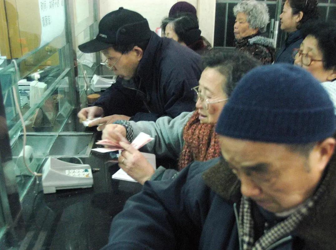 延遲退休年齡最新新聞,延遲退休年齡背后的故事，老友記的新篇章