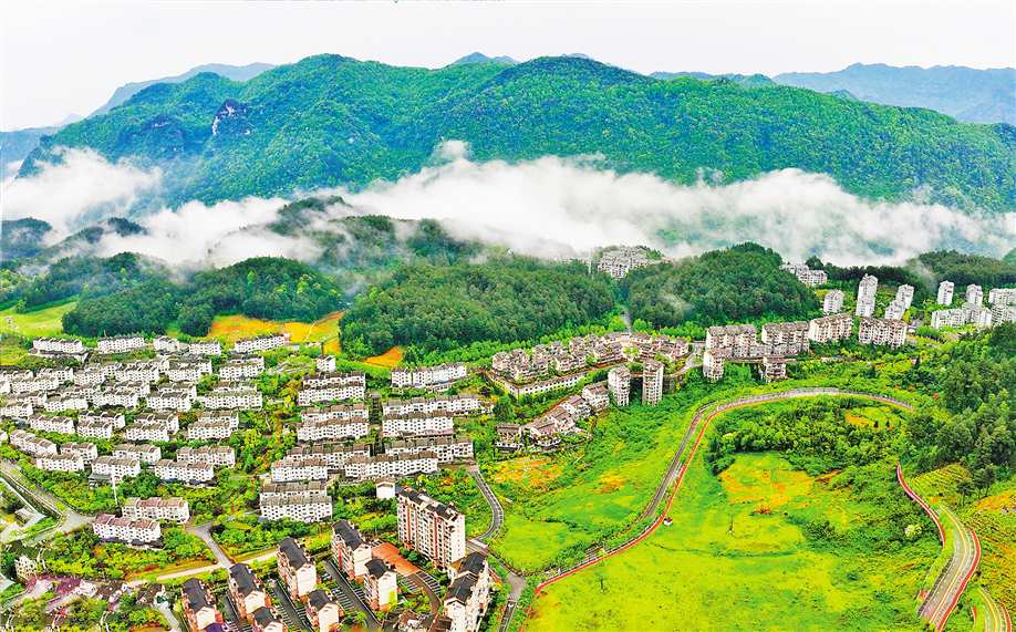 陽(yáng)山移民新村最新動(dòng)態(tài)，繁榮發(fā)展的鄉(xiāng)村新面貌