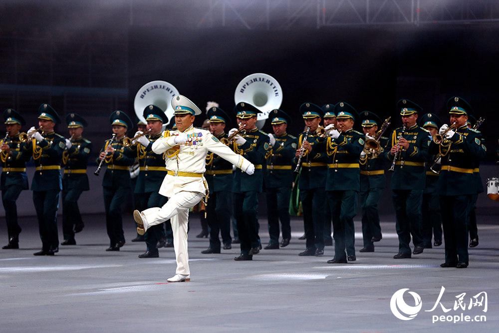 時代旋律下的多元解讀，最新軍樂探析