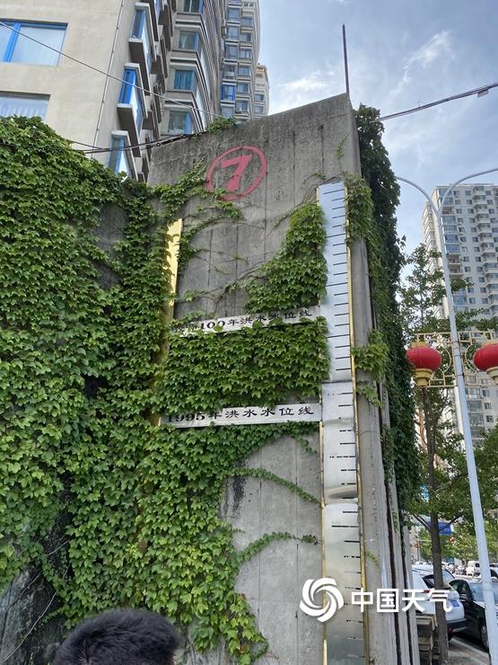 巴威臺(tái)風(fēng)最新圖片,巴威臺(tái)風(fēng)最新圖片，風(fēng)暴之眼下的瞬間