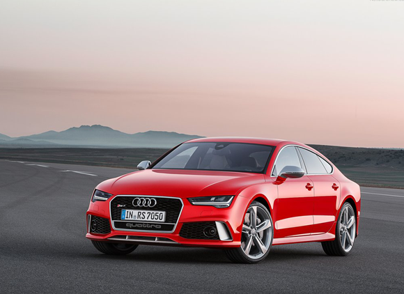 RS7奧迪最新車型引發(fā)豪華轎跑風暴！