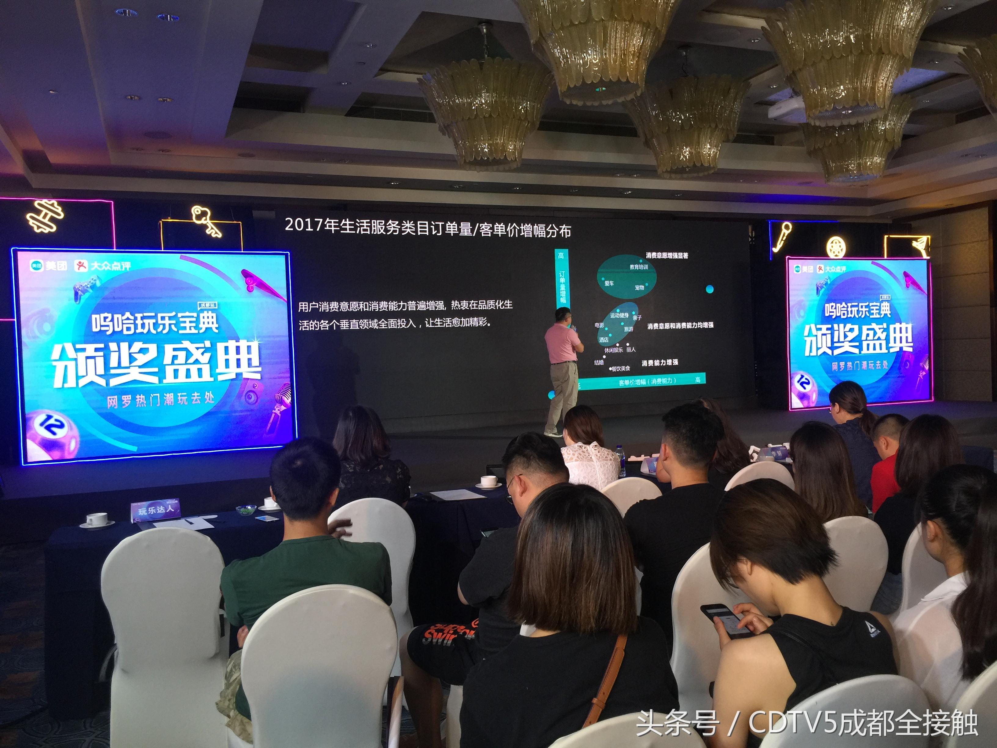 最新網(wǎng)吧設計趨勢，科技與情感的完美融合之旅