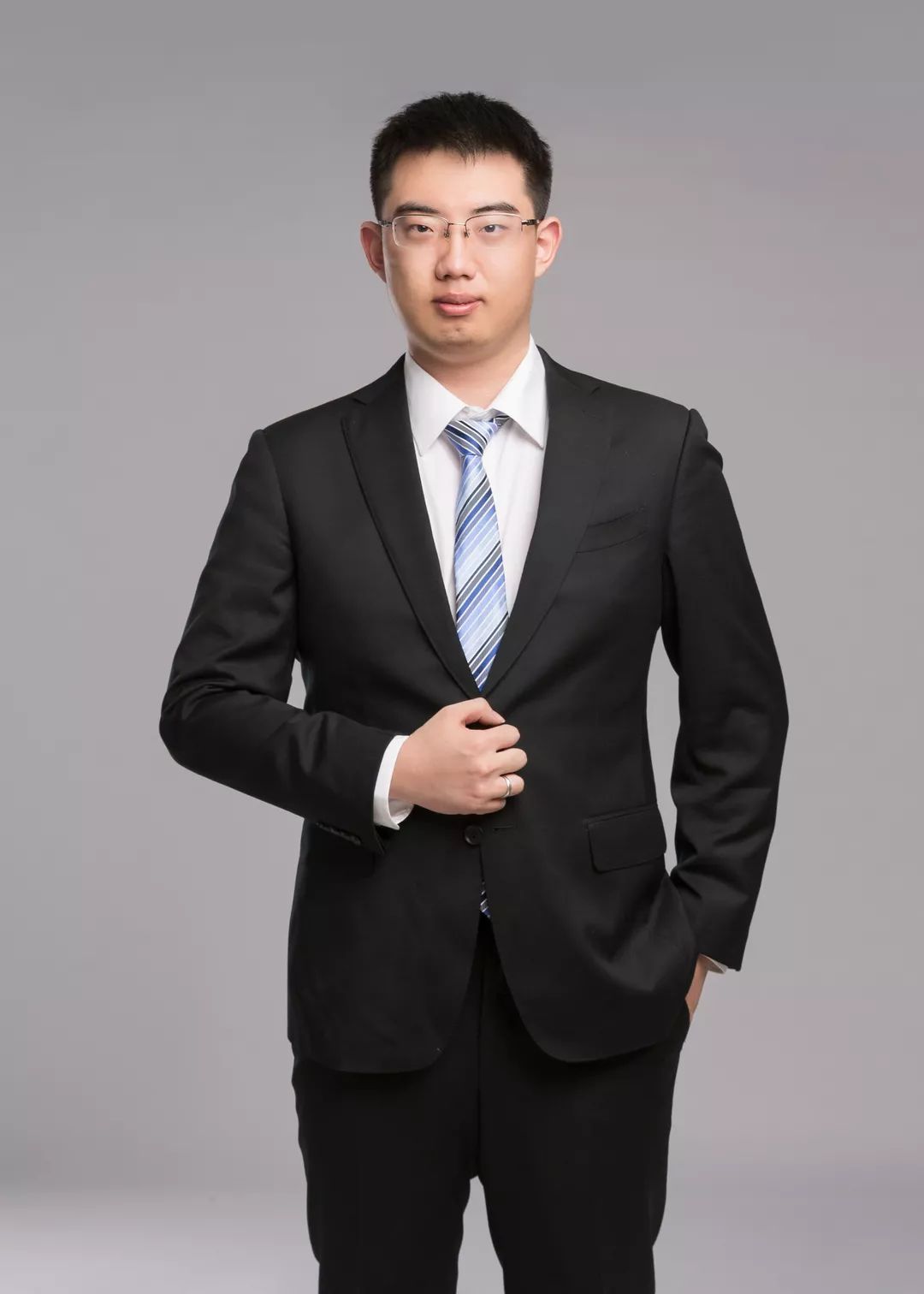 張明星的溫馨日常，星光熠熠的愛與陪伴