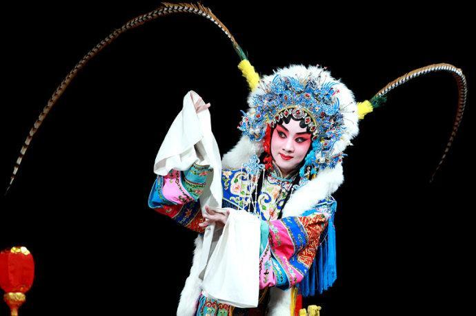 演員高菊梅的彩色生活紀(jì)實