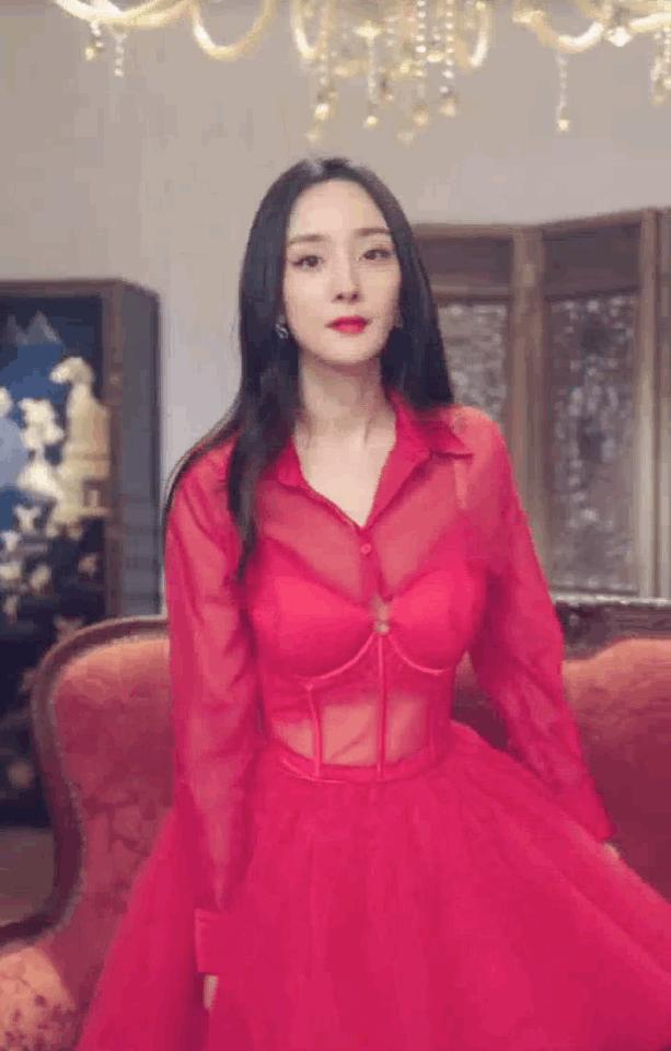 和楊冪撞臉的女明星??神秘女星與楊冪長相神似?