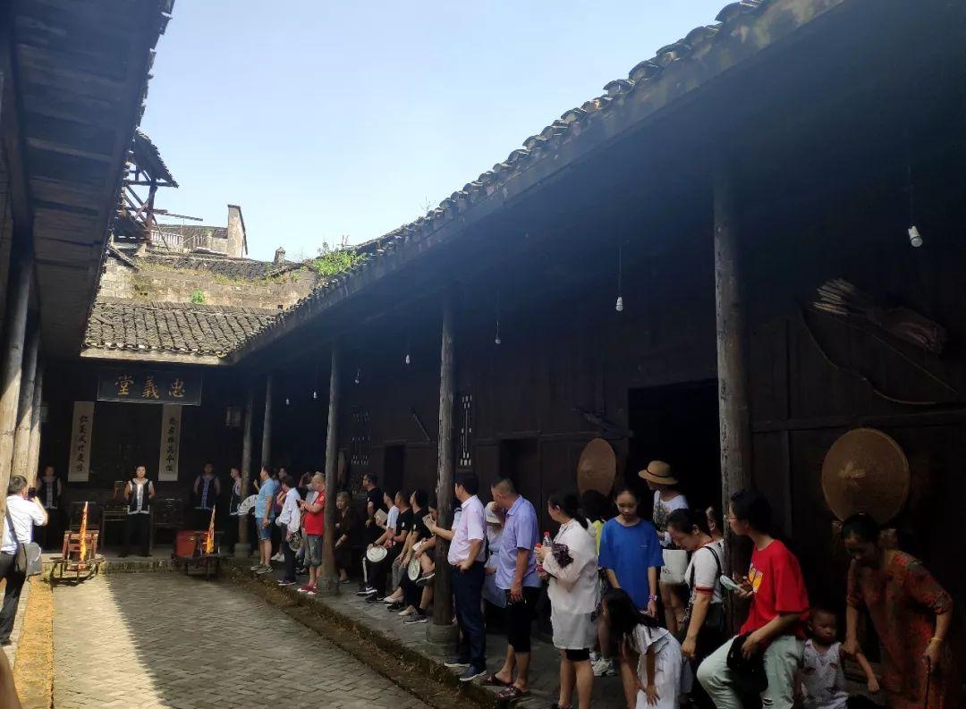 天涯行鏢最新篇章,天涯行鏢最新篇章，與自然美景的邂逅，尋找內(nèi)心的平和