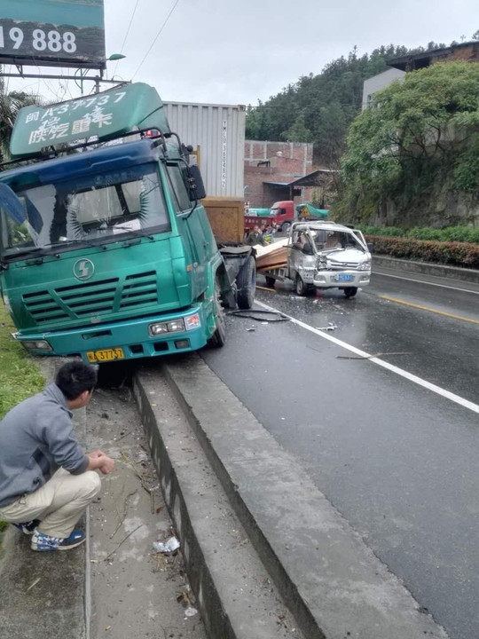 閩清最新車禍?zhǔn)录?bào)道??