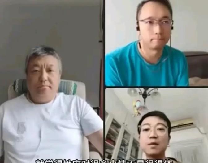 電視記者的跨文化表達與認知。