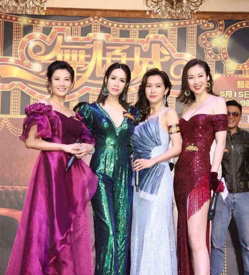 電視劇非親姐妹演員表,電視劇非親姐妹演員表——科技重塑親情，演繹未來生活的高科技魅力