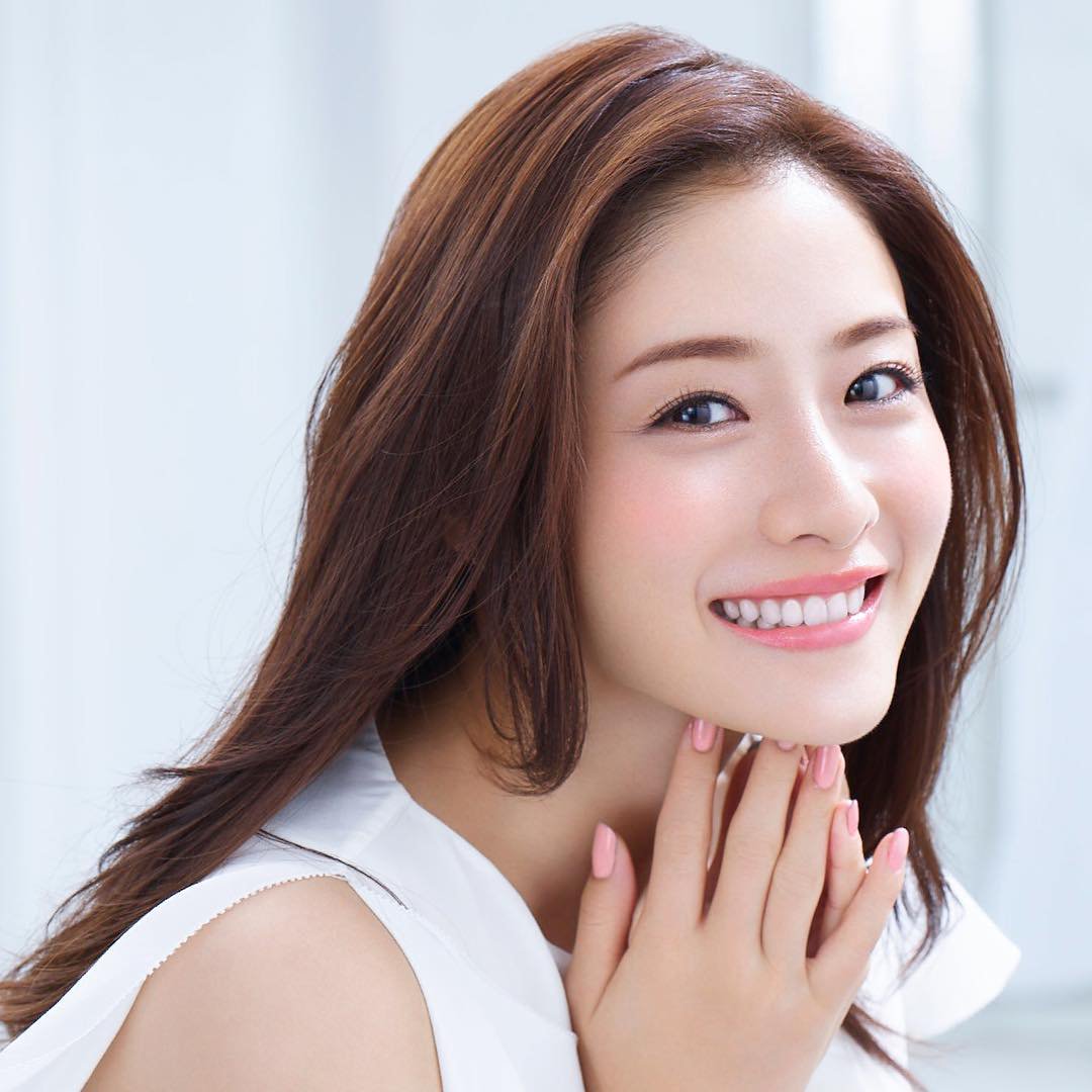 日本女演員專屬高科技產(chǎn)品引領(lǐng)未來潮流，重塑生活魅力